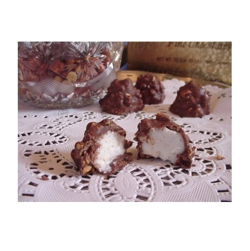 Heggy's Milk Chocolate Peanut Clusters